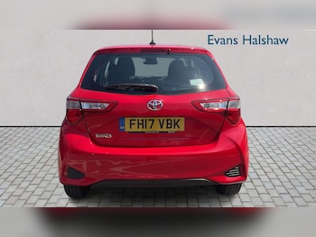 Used Toyota Yaris 2017 for sale - 79204699: Photo