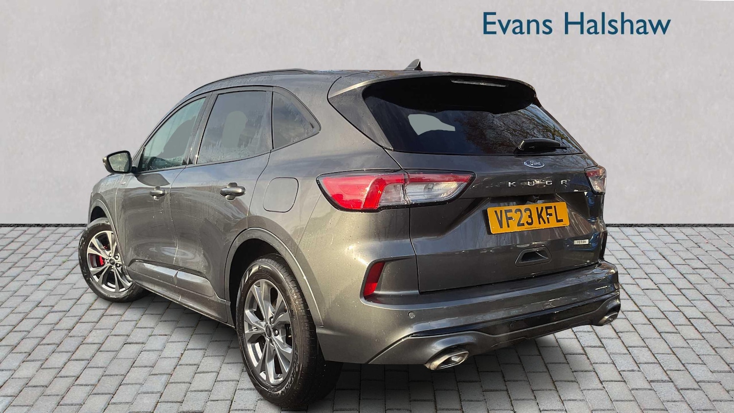 Used Ford Kuga 2023 for sale - 76875669: Photo 2