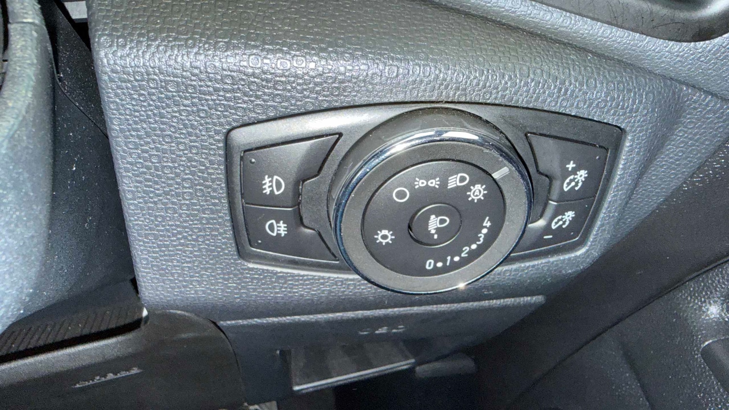 Used Ford Ecosport 2023 for sale - 77112395: Photo 27