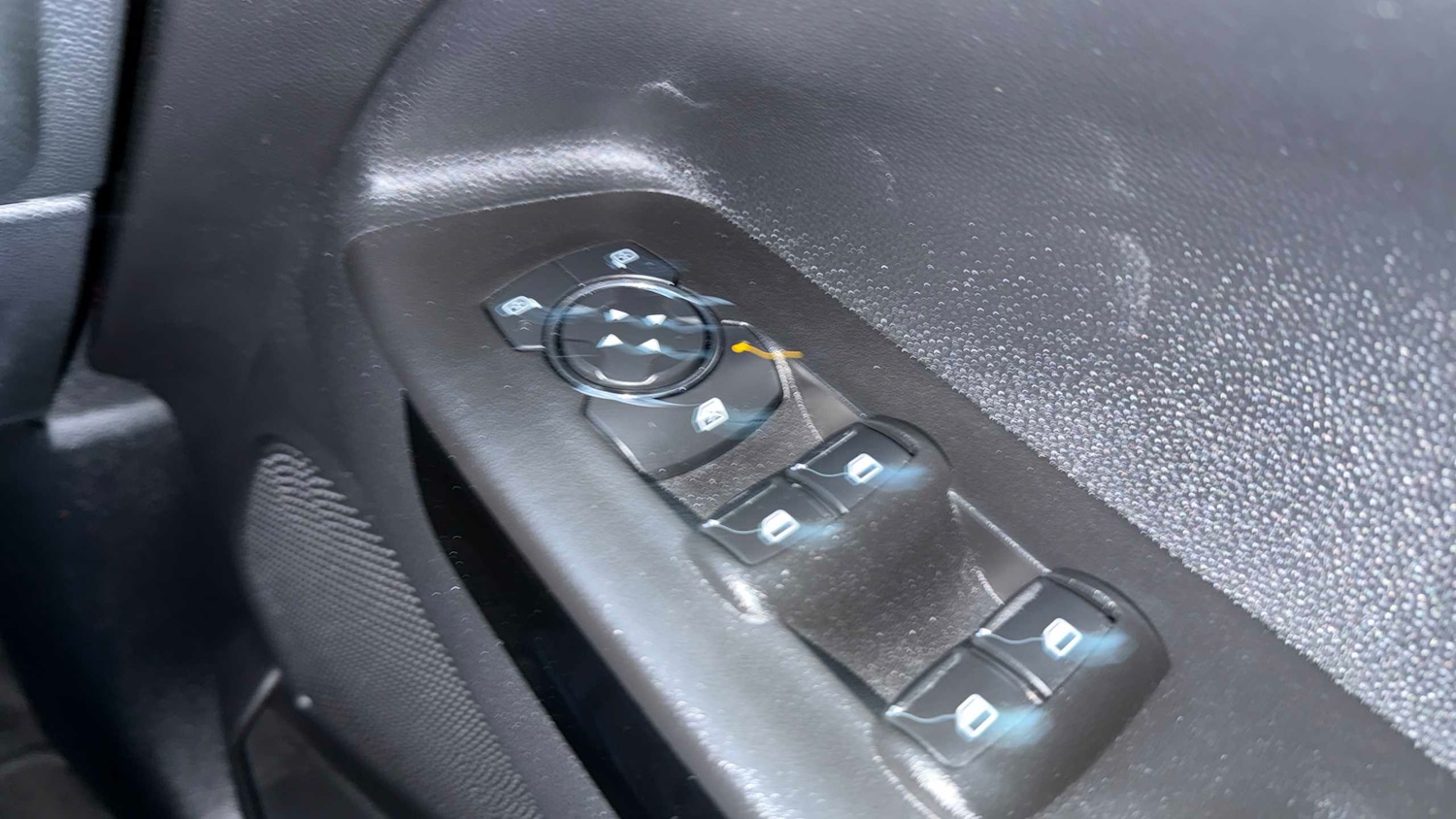 Used Ford Ecosport 2023 for sale - 77112395: Photo 28