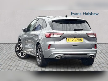 Used Ford Kuga 2023 for sale - 76141828: Photo 2
