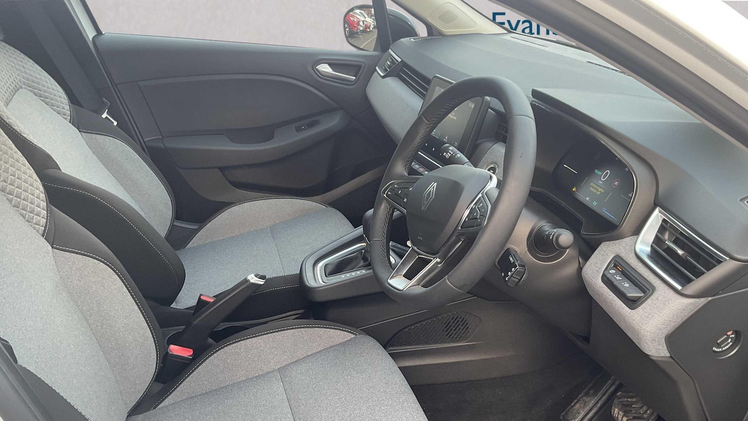 Used Renault Clio 2025 for sale - 77147251: Photo 6