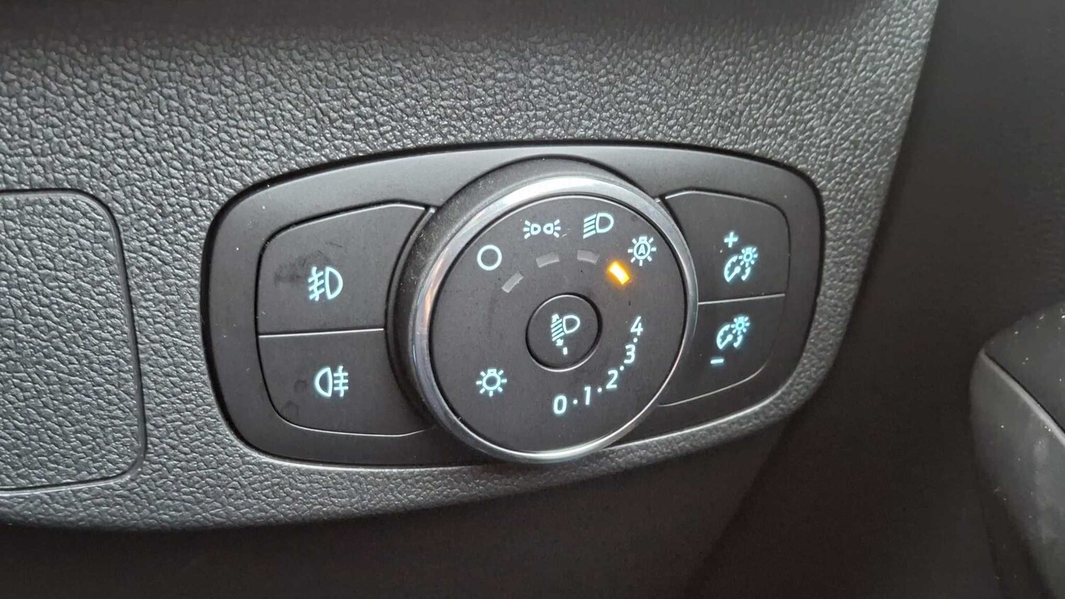 Used Ford Focus 2022 for sale - 77527042: Photo 19