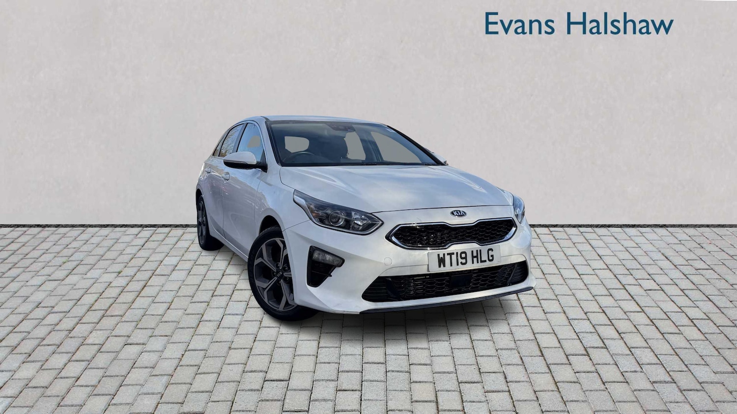 Used Kia Ceed 2019 for sale - 76610602: Photo 1