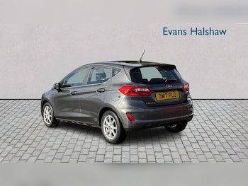 Used Ford Fiesta 2017 for sale - 76411297: Photo