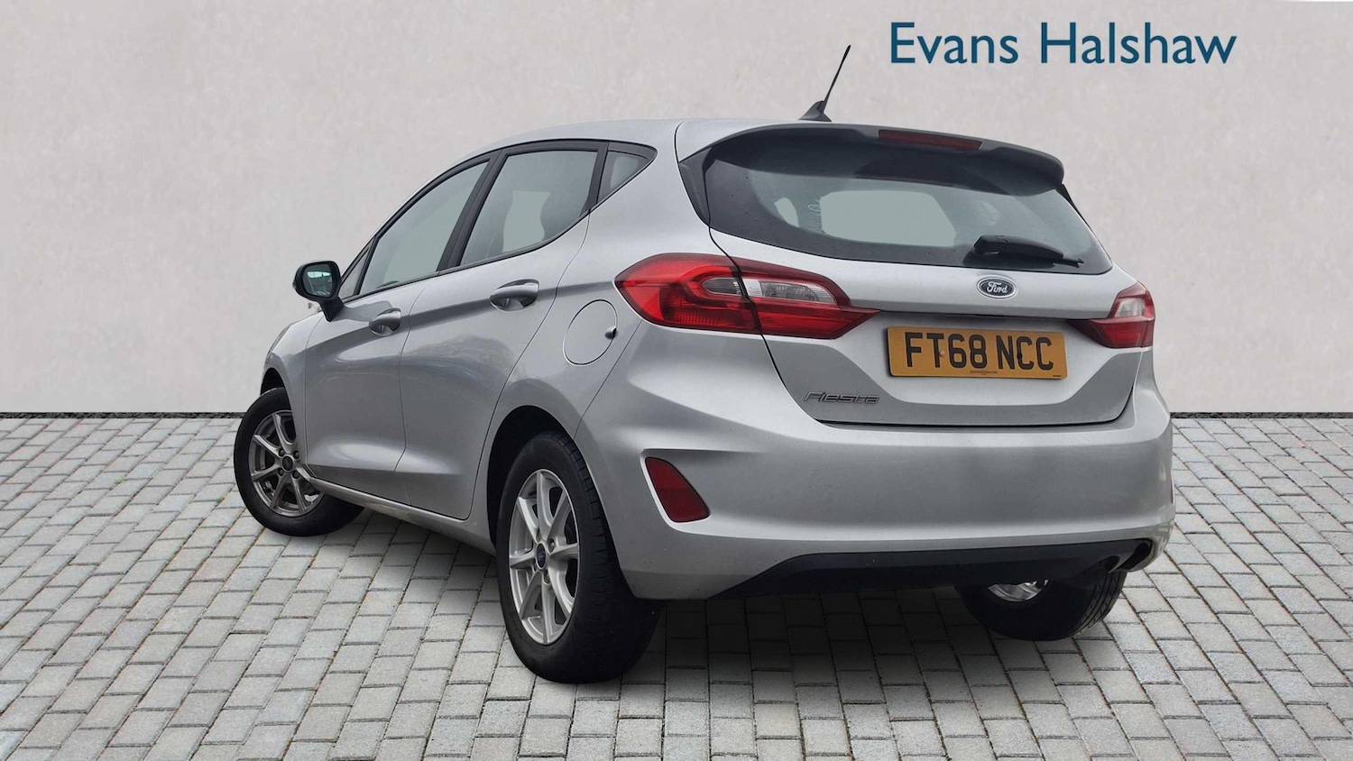 Used Ford Fiesta 2018 for sale - 77194496: Photo 2