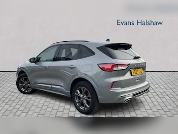 Used Ford Kuga 2023 for sale - 76113363: Photo 2