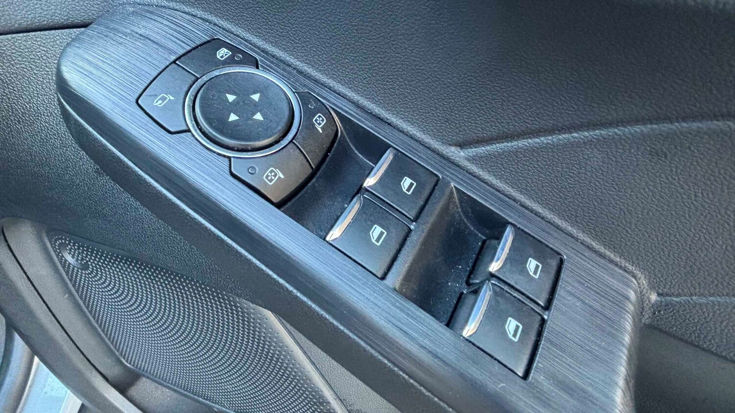 Used Ford Kuga 2025 for sale - 76842976: Photo 12