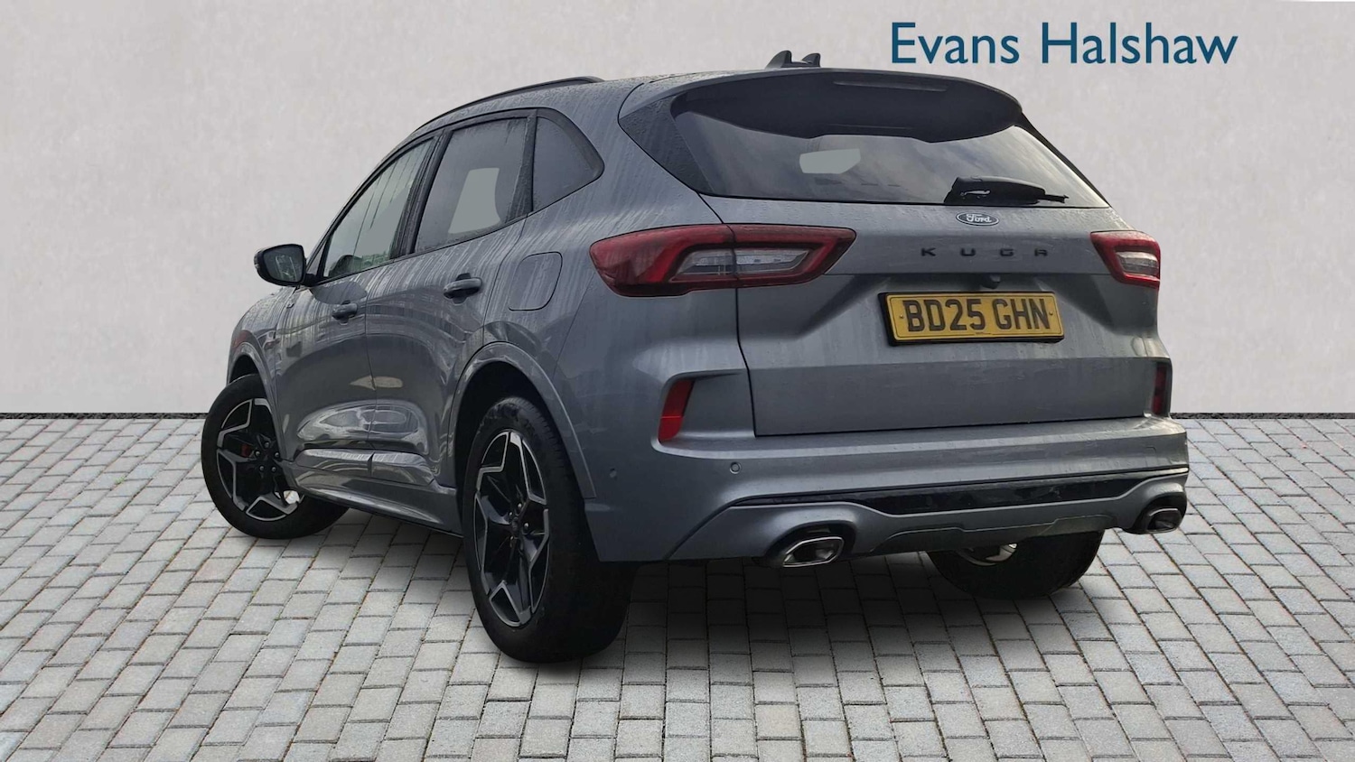 Used Ford Kuga 2025 for sale - 76842976: Photo 2