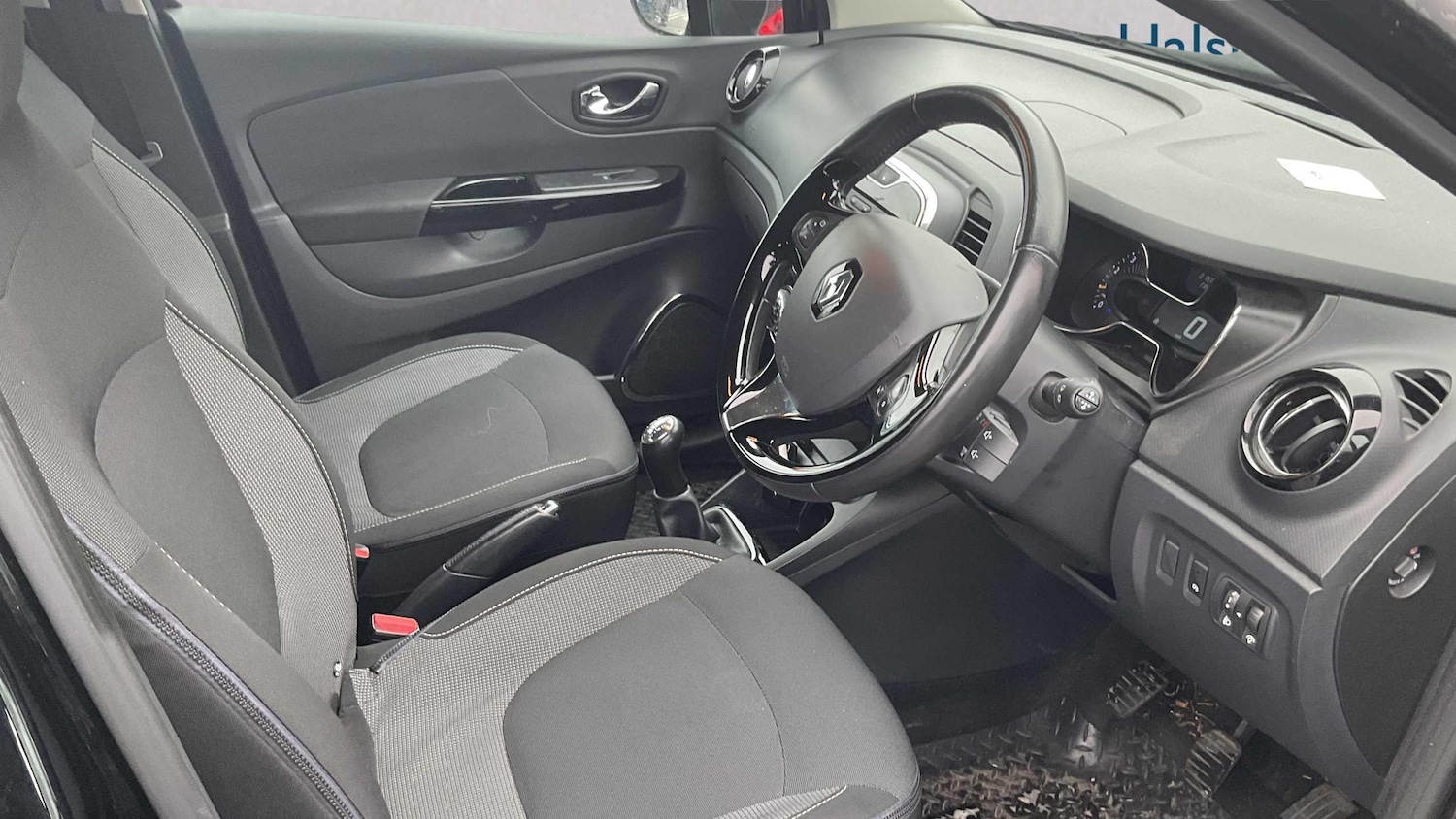 Used Renault Captur 2016 for sale - 77333784: Photo 3