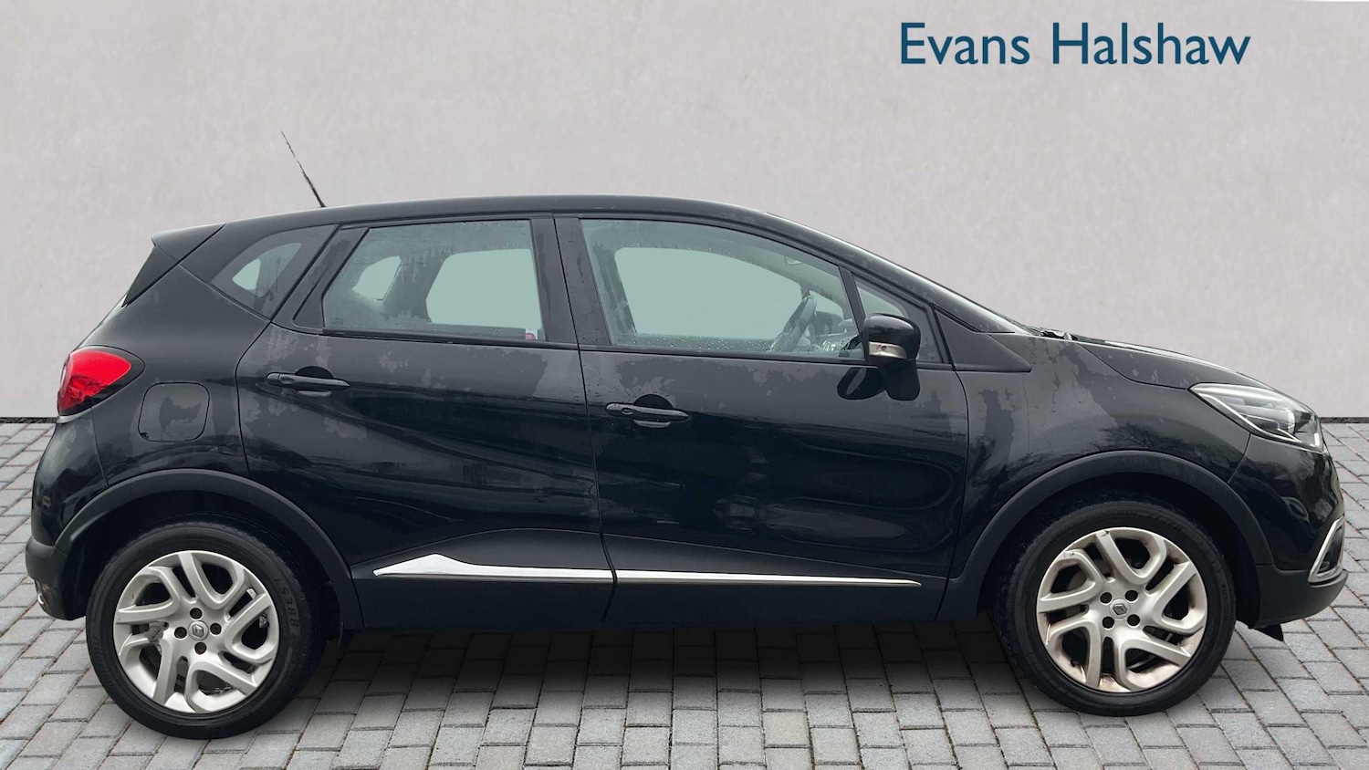 Used Renault Captur 2016 for sale - 77333784: Photo 7