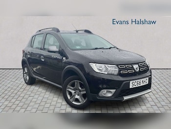 Used Dacia Sandero Stepway 2016 for sale - 78248040: Photo