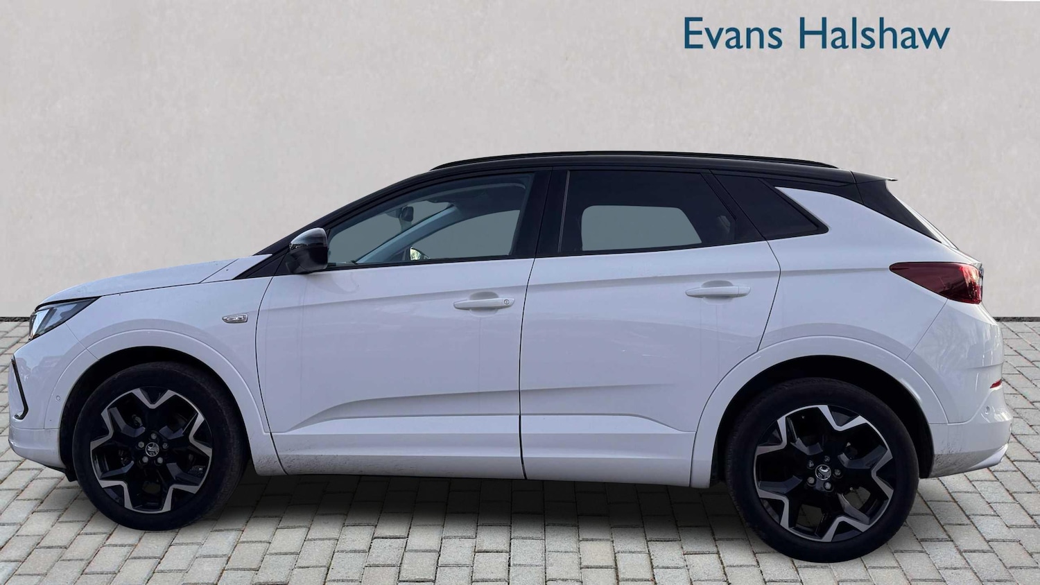 Used Vauxhall Grandland 2024 for sale - 77281994: Photo 3