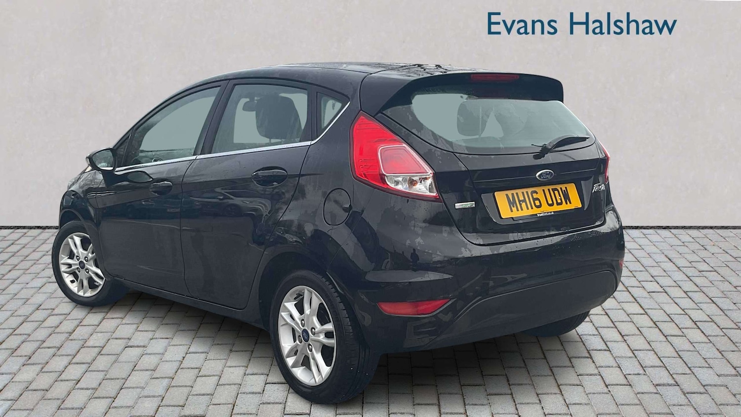 Used Ford Fiesta 2016 for sale - 77810962: Photo 2