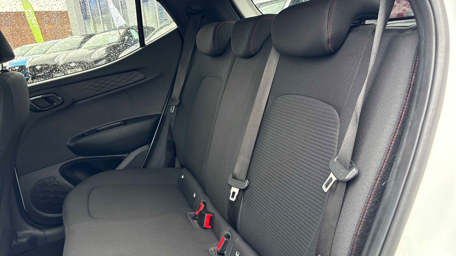 Used Hyundai i10 for sale - 77860619: Photo 12