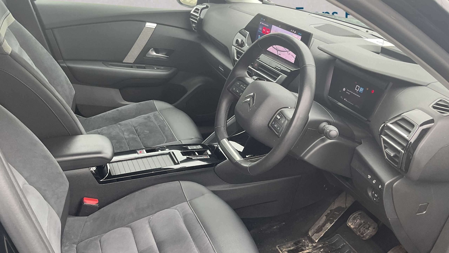 Used Citroen C4 2023 for sale - 77810996: Photo 3