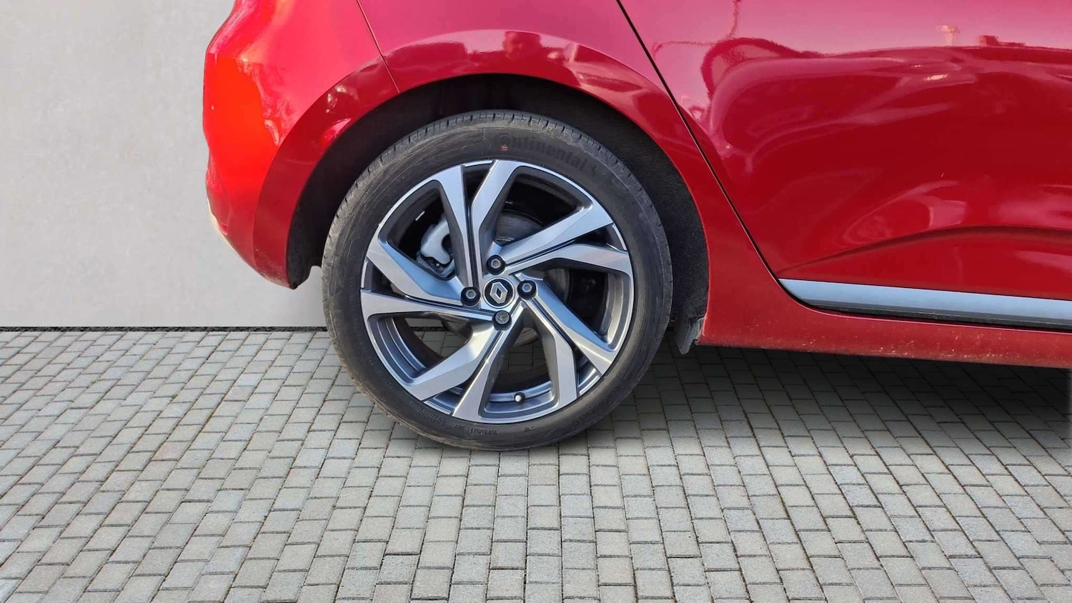 Used Renault Clio 2022 for sale - 77772197: Photo 2