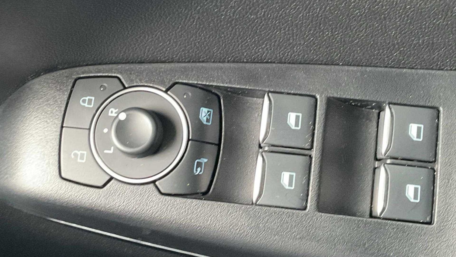 Used Ford Puma 2023 for sale - 76529212: Photo 32