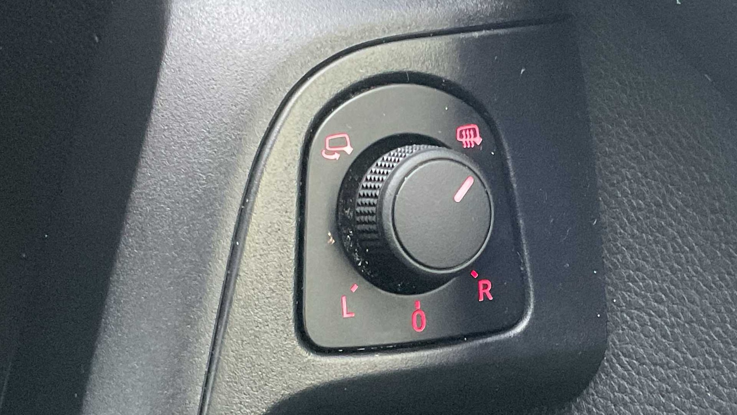 Used SEAT Ateca 2018 for sale - 76668983: Photo 25