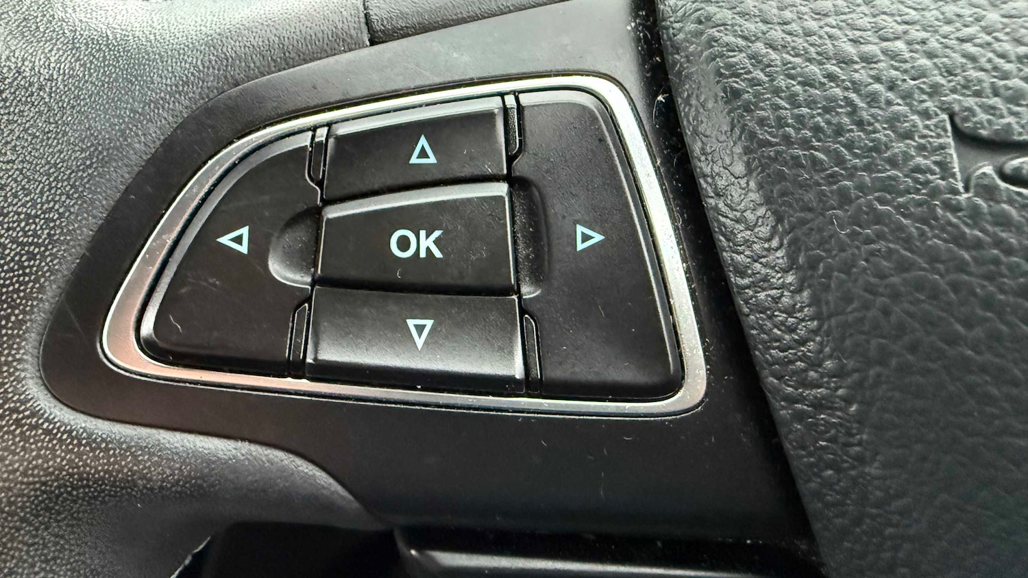 Used Ford Kuga 2017 for sale - 76789398: Photo 11