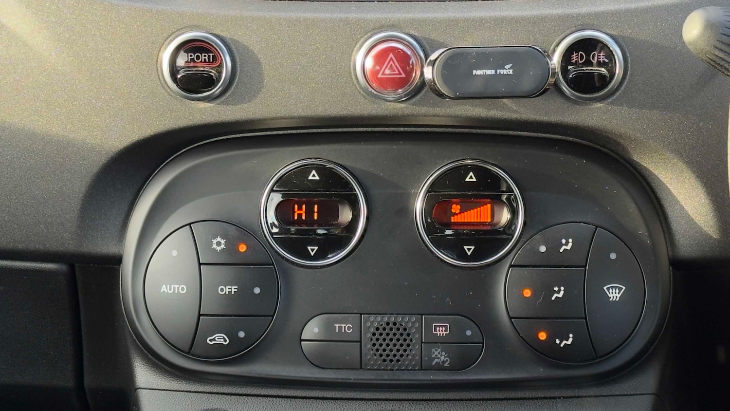 Used Abarth 595 2018 for sale - 76789351: Photo 17