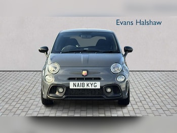 Used Abarth 595 2018 for sale - 76789351: Photo