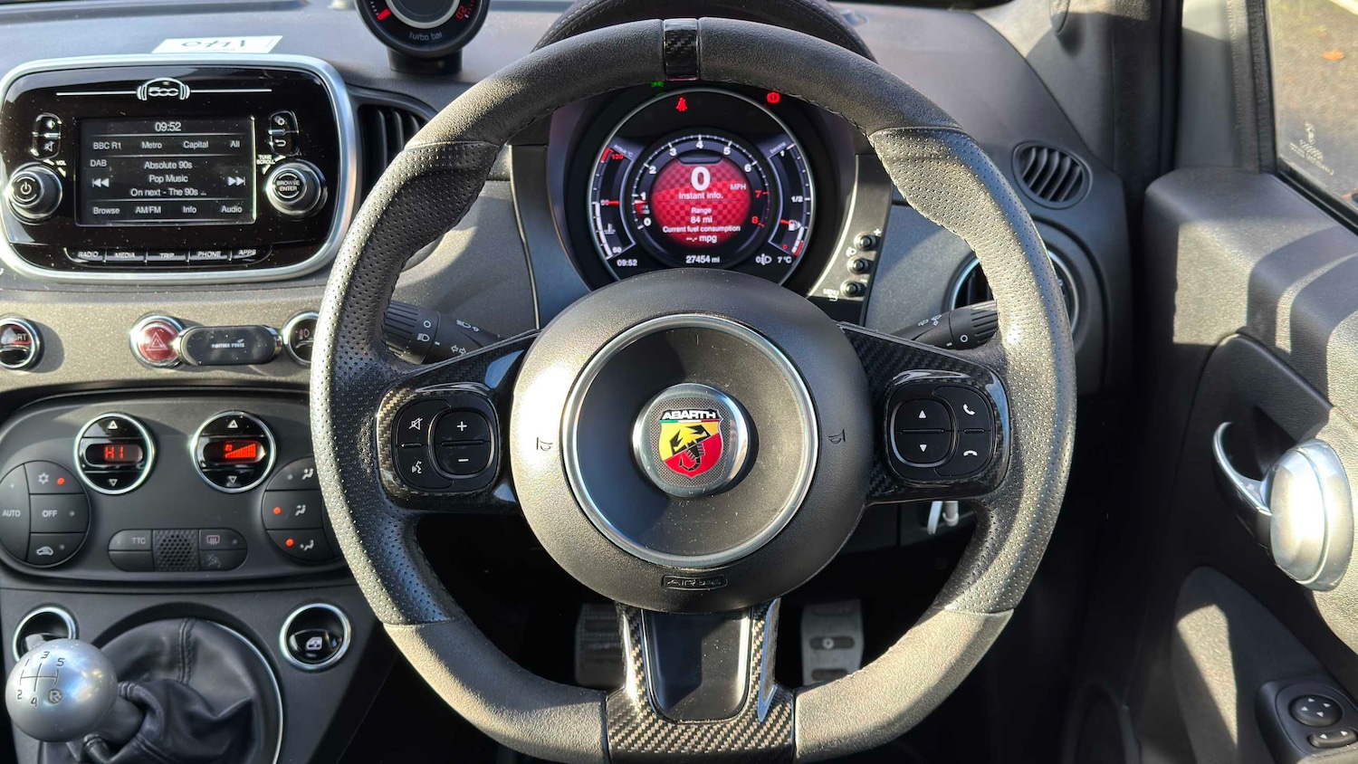 Used Abarth 595 2018 for sale - 76789351: Photo 9