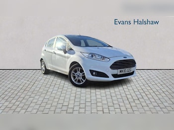 Used Ford Fiesta 2016 for sale - 77674778: Photo