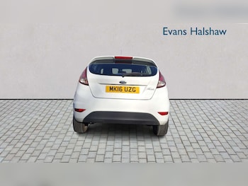 Used Ford Fiesta 2016 for sale - 77674778: Photo