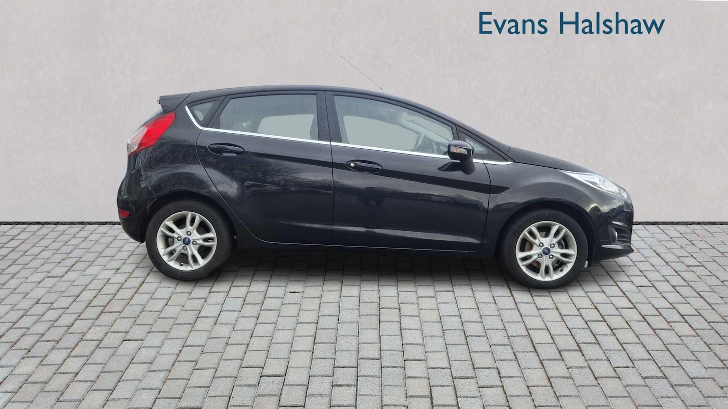 Used Ford Fiesta 2017 for sale - 77194398: Photo 5