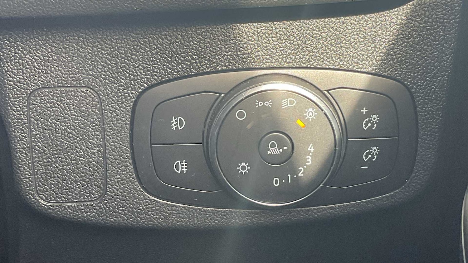 Used Ford Focus 2023 for sale - 76063533: Photo 26