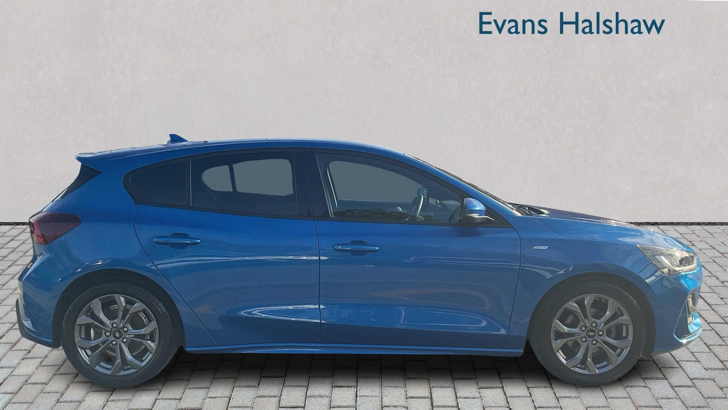 Used Ford Focus 2023 for sale - 76063533: Photo 5