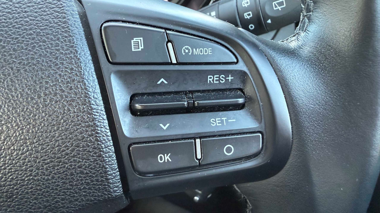 Used Hyundai i10 2023 for sale - 76624523: Photo 12