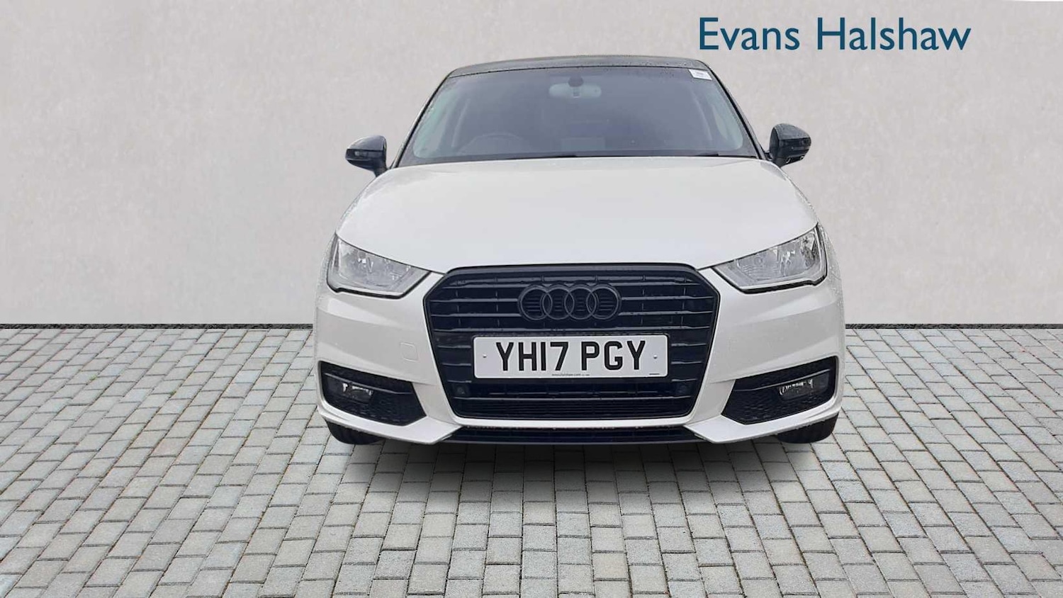 Used Audi A1 2017 for sale - 76501833: Photo 2