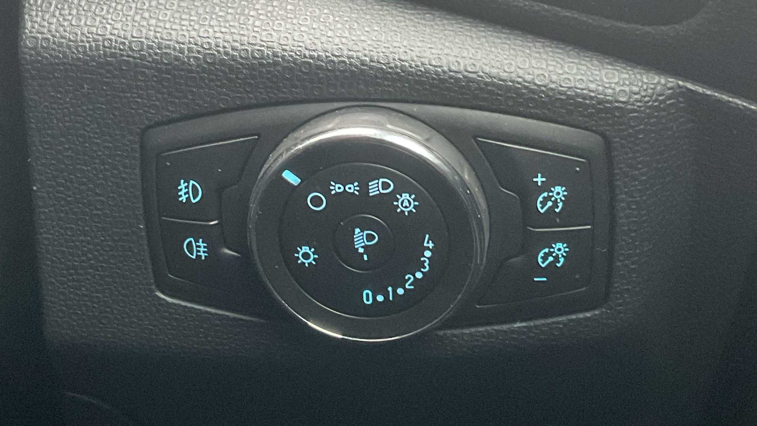 Used Ford Ecosport 2020 for sale - 76421243: Photo 30