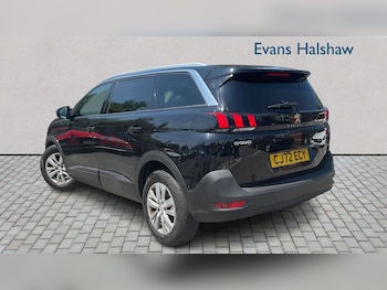 Used Peugeot 5008 2023 for sale - 79095651: Photo
