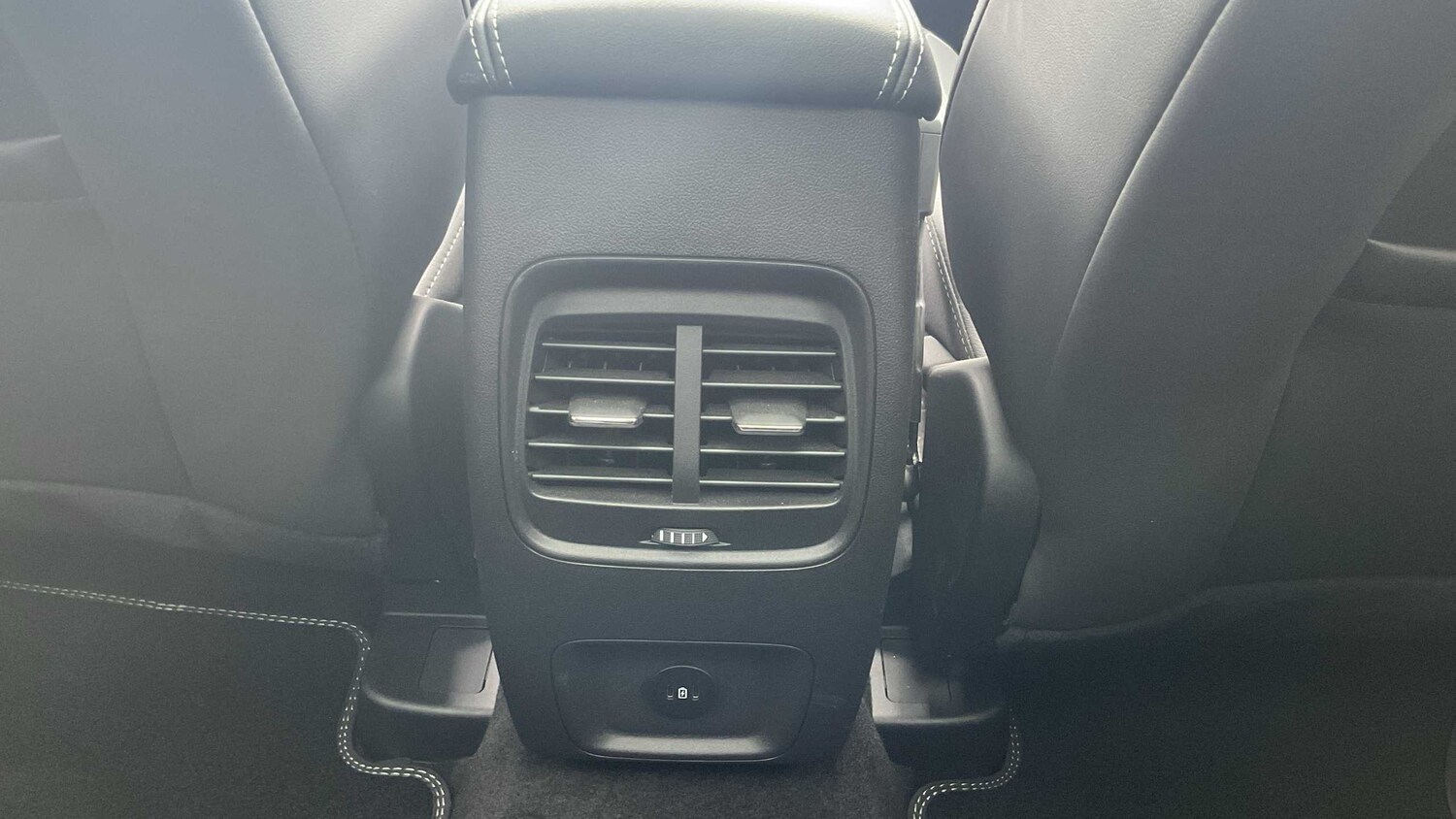 Used Ford Kuga 2024 for sale - 77601217: Photo 17