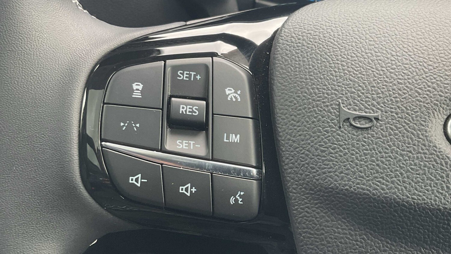 Used Ford Kuga 2024 for sale - 77601217: Photo 24