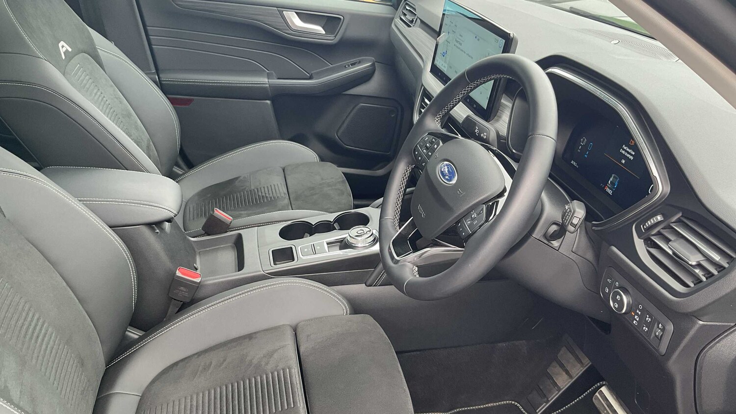 Used Ford Kuga 2024 for sale - 77601217: Photo 7