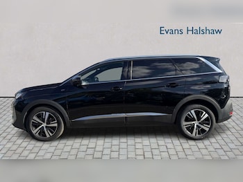 Used Peugeot 5008 2023 for sale - 79415337: Photo