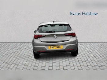 Used Vauxhall Astra 2017 for sale - 76475788: Photo