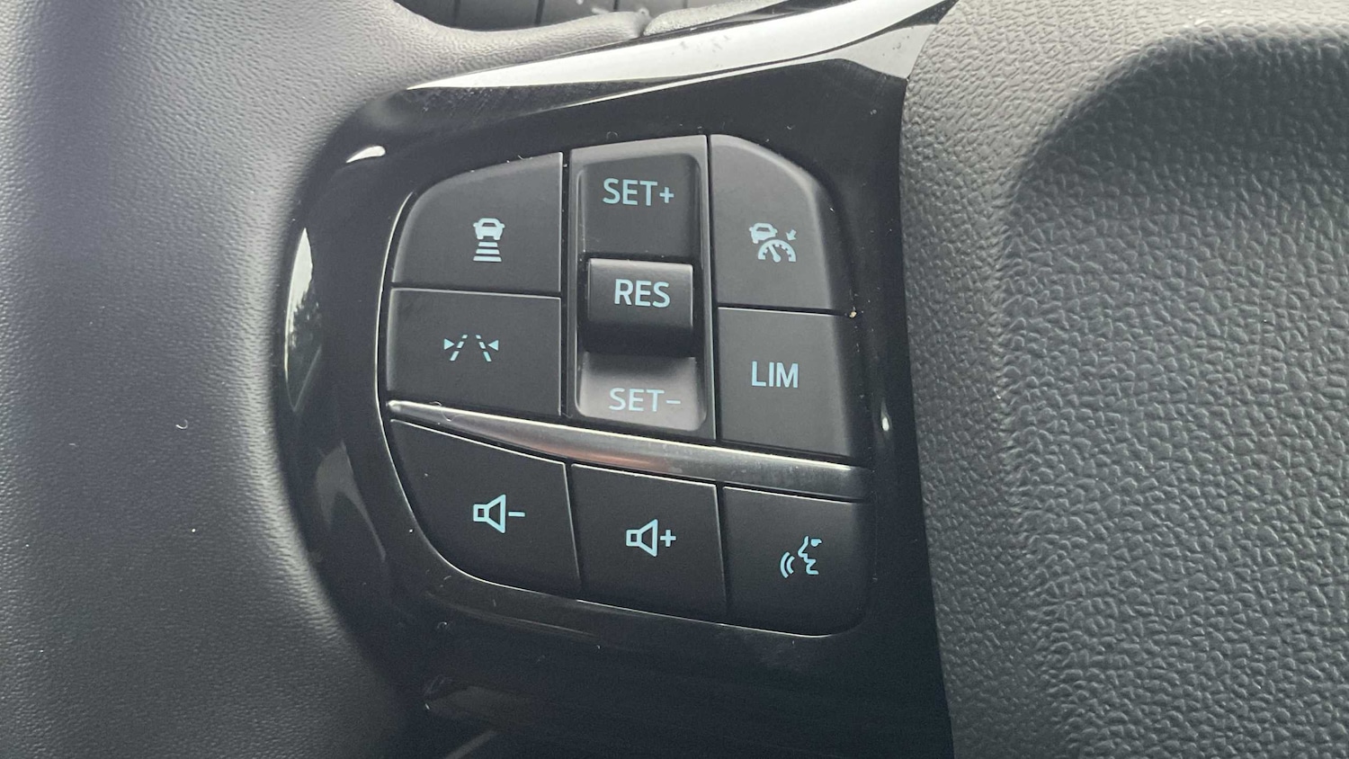 Used Ford Puma 2025 for sale - 76298356: Photo 25