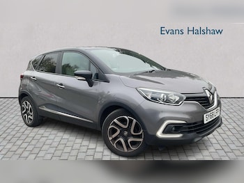 Used Renault Captur 2018 for sale - 76286464: Photo