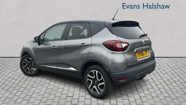 Used Renault Captur 2018 for sale - 76286464: Photo 2