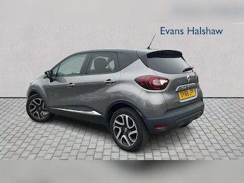 Used Renault Captur 2018 for sale - 76286464: Photo
