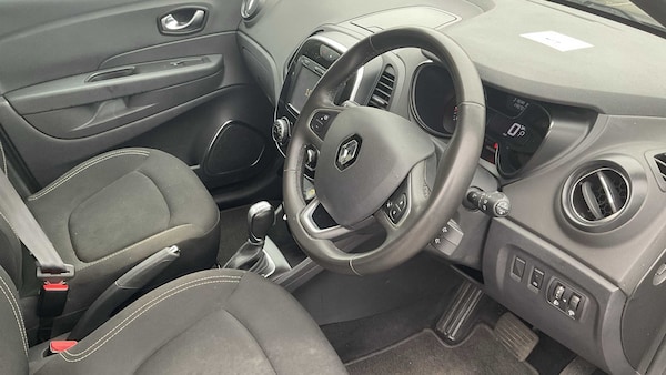 Used Renault Captur 2018 for sale - 76286464: Photo 3
