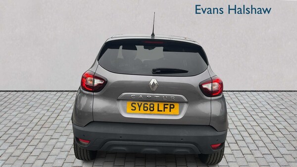 Used Renault Captur 2018 for sale - 76286464: Photo 7