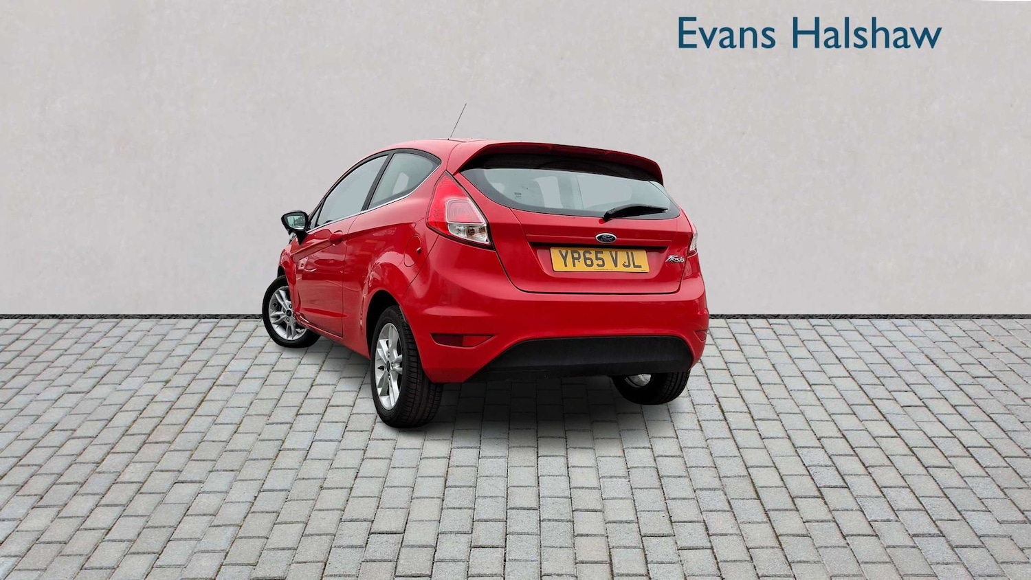 Used Ford Fiesta 2015 for sale - 77810798: Photo 2