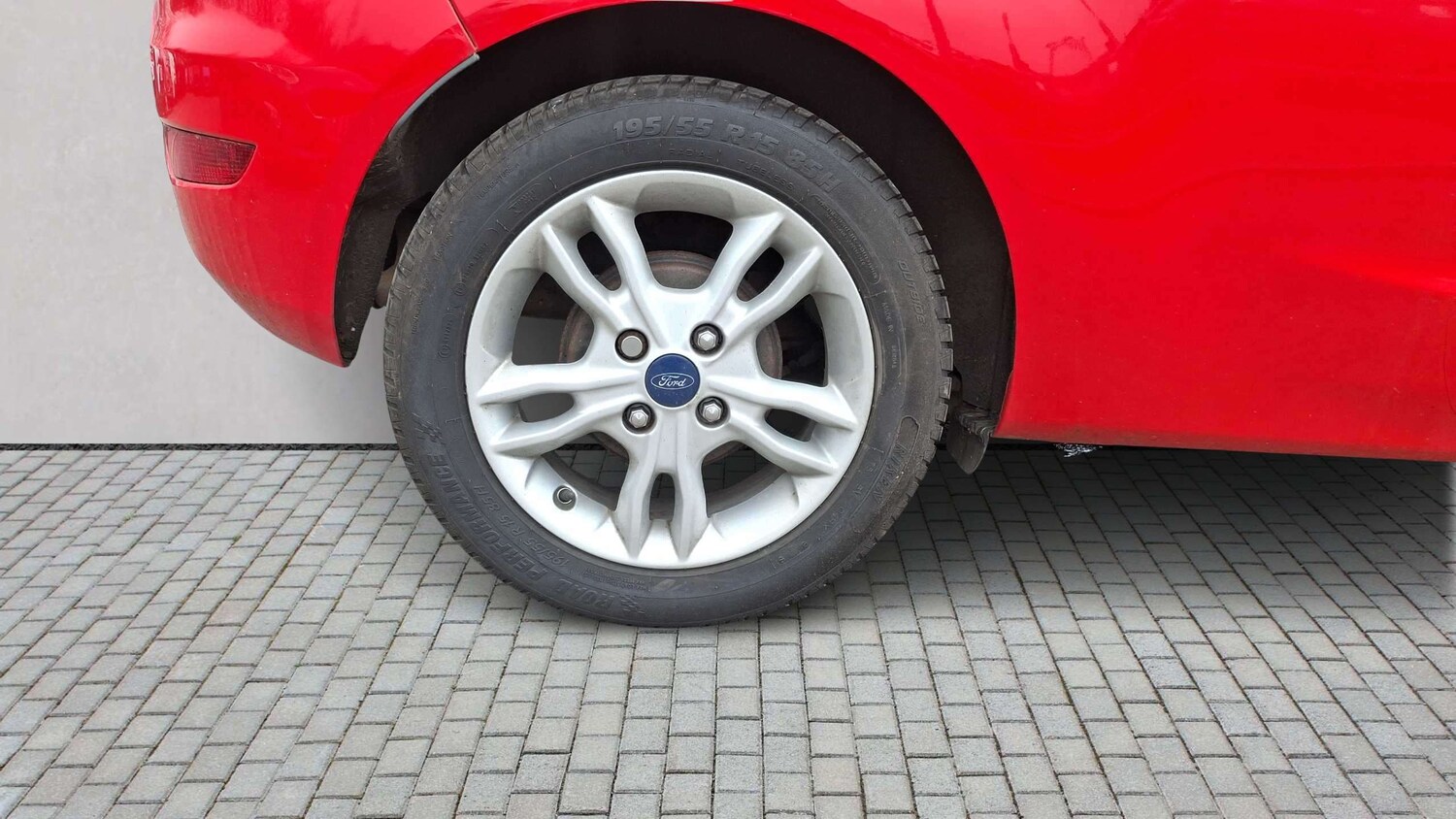 Used Ford Fiesta 2015 for sale - 77810798: Photo 6