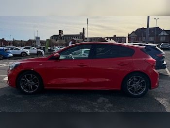 Used Ford Focus 2019 for sale - 77589101: Photo